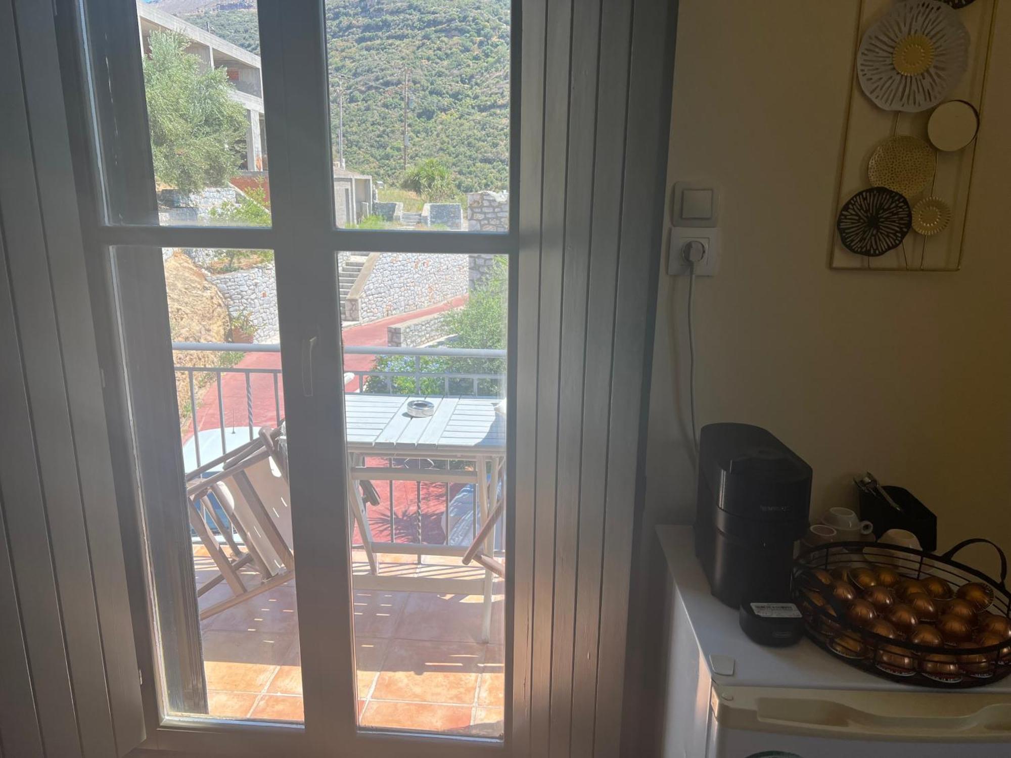 Onar Mani Suites Néon Oítilon Esterno foto